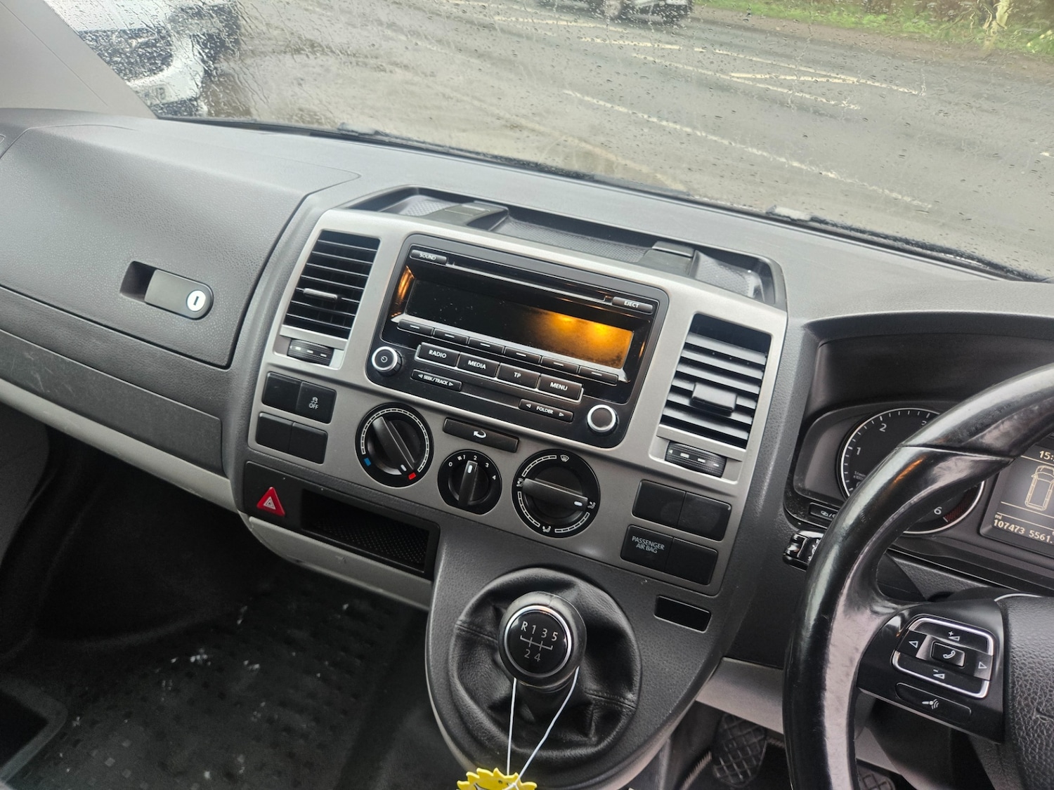 Used Volkswagen Transporter 2015 for sale - 77915654: Photo 16