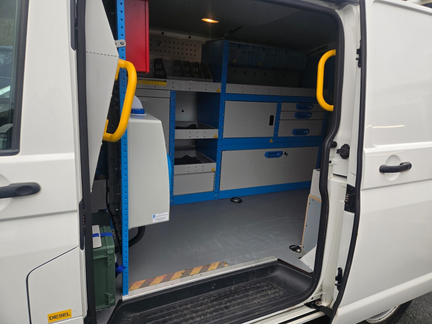 Used Volkswagen Transporter 2015 for sale - 78044917: Photo 6