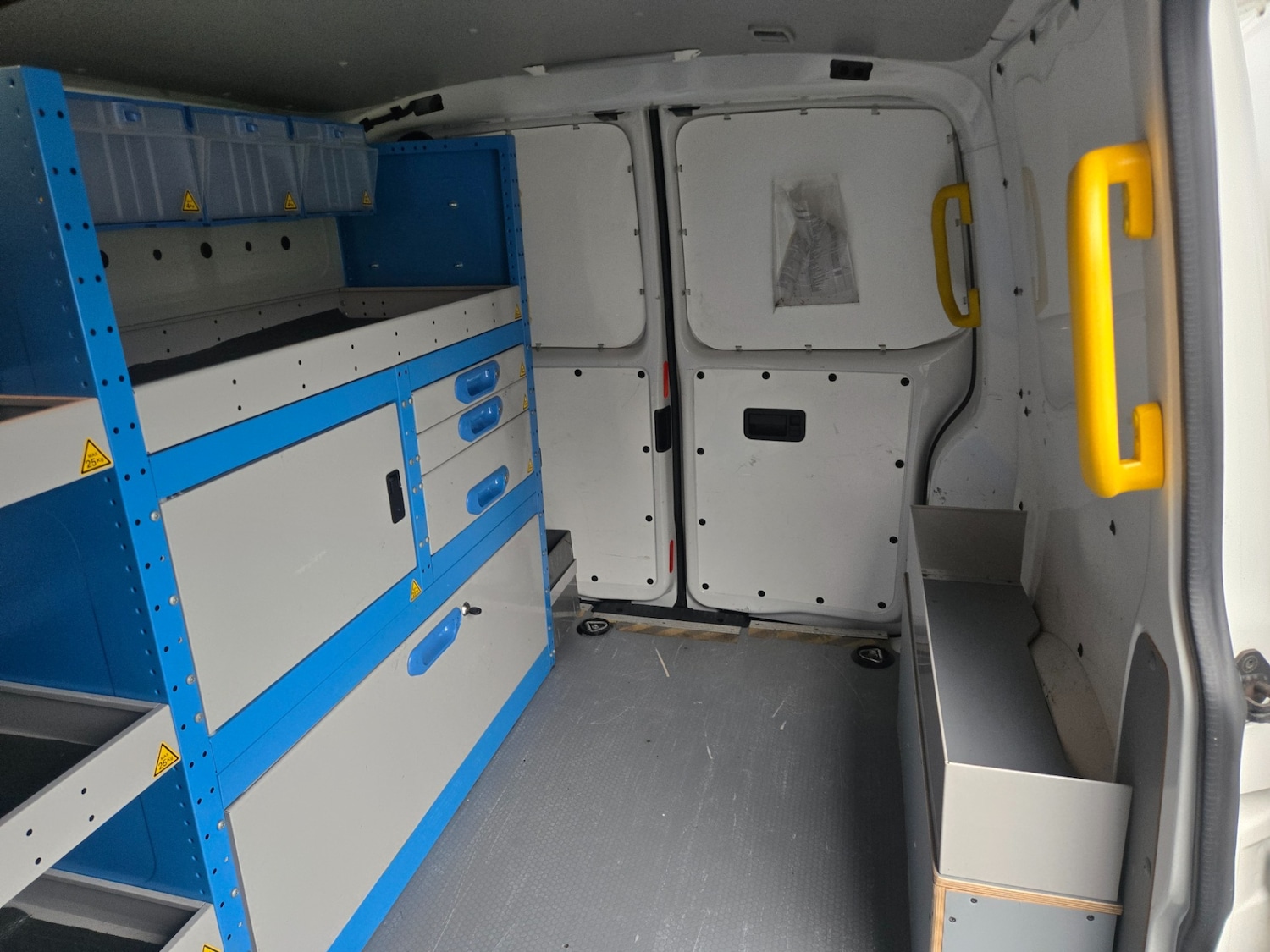 Used Volkswagen Transporter 2015 for sale - 78044917: Photo 7