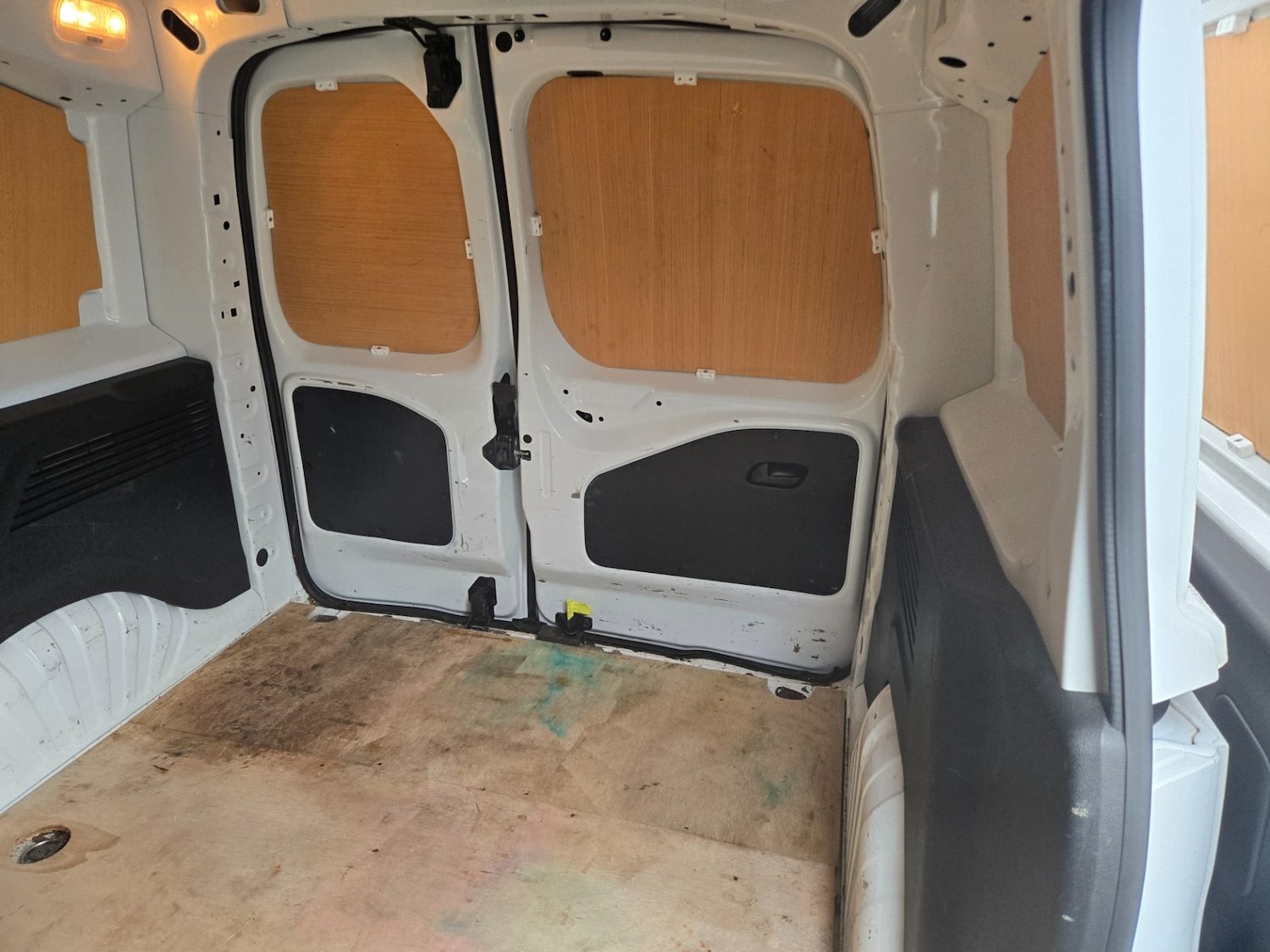 Used Peugeot Partner 2021 for sale - 78189636: Photo 8