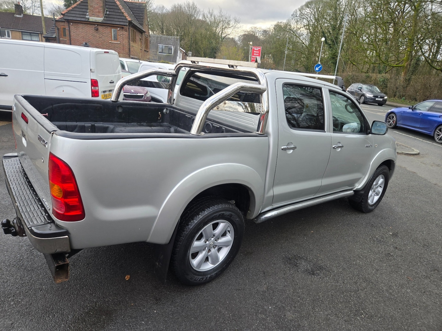 Used Toyota Hilux 2011 for sale - 77649835: Photo 11