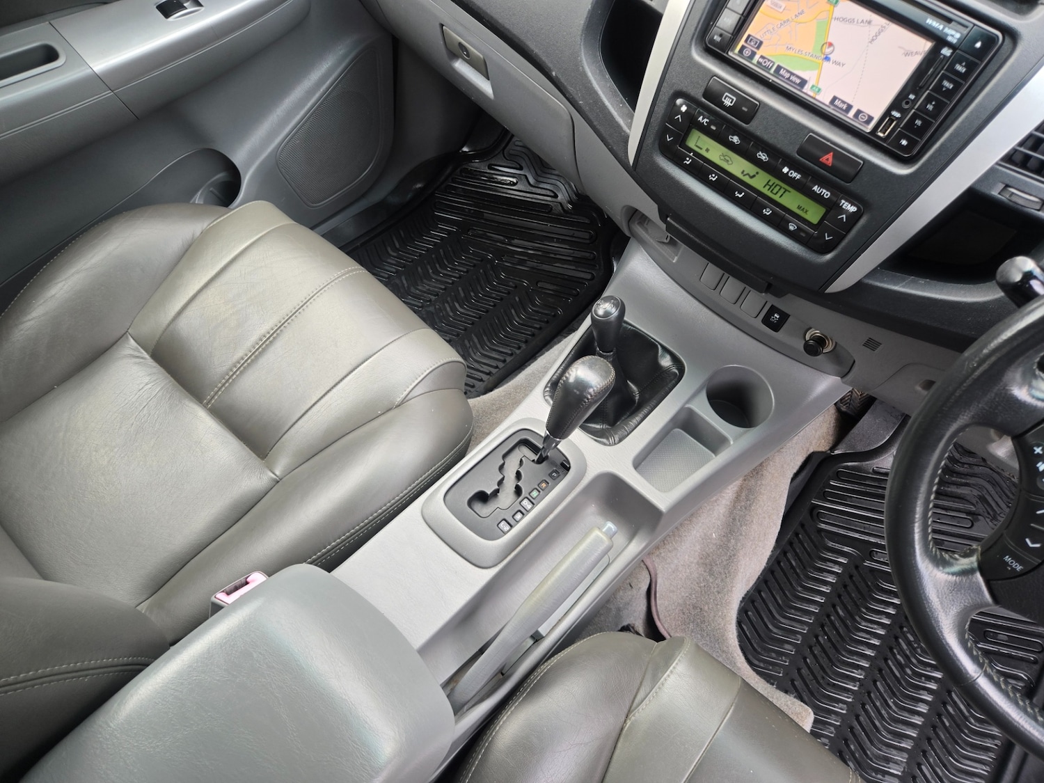 Used Toyota Hilux 2011 for sale - 77649835: Photo 18