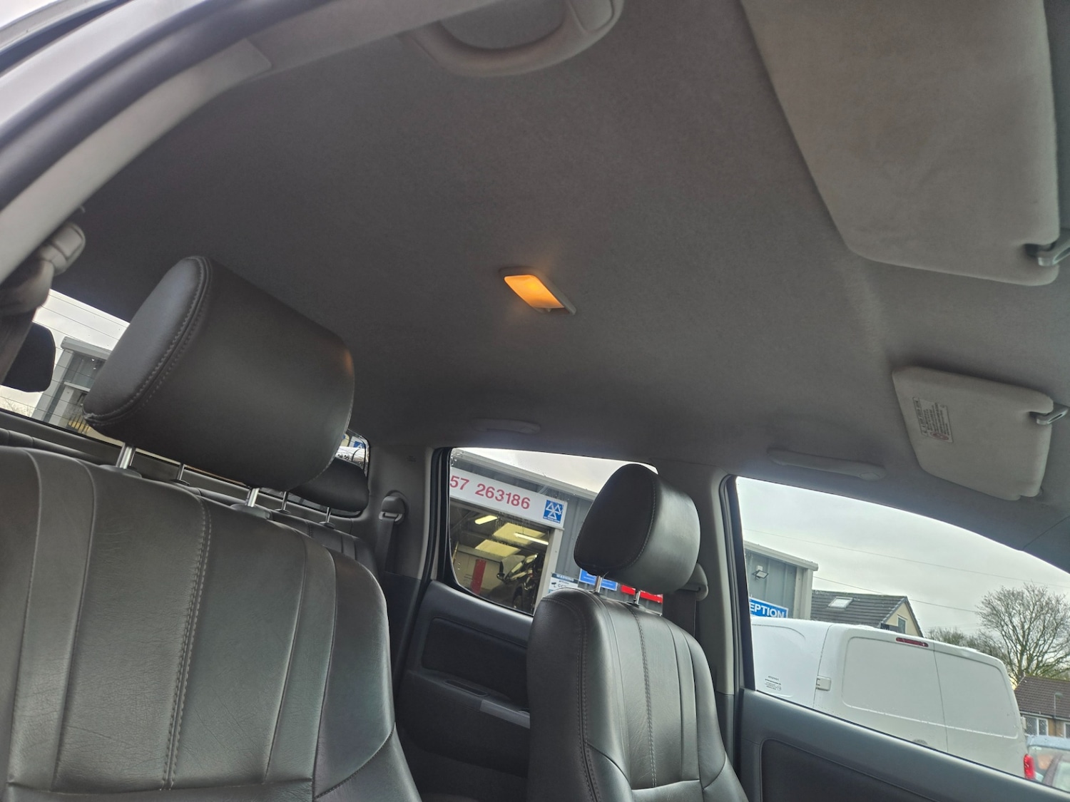 Used Toyota Hilux 2011 for sale - 77649835: Photo 20