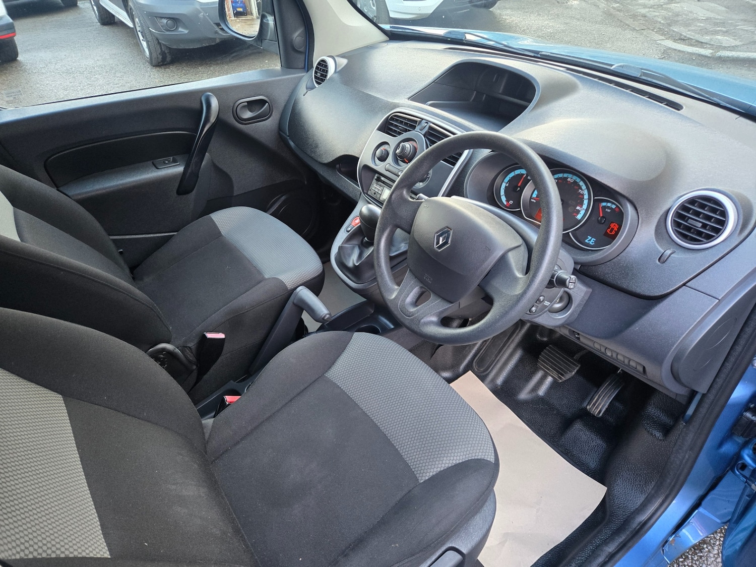 Used Renault Kangoo 2017 for sale - 77570282: Photo 12