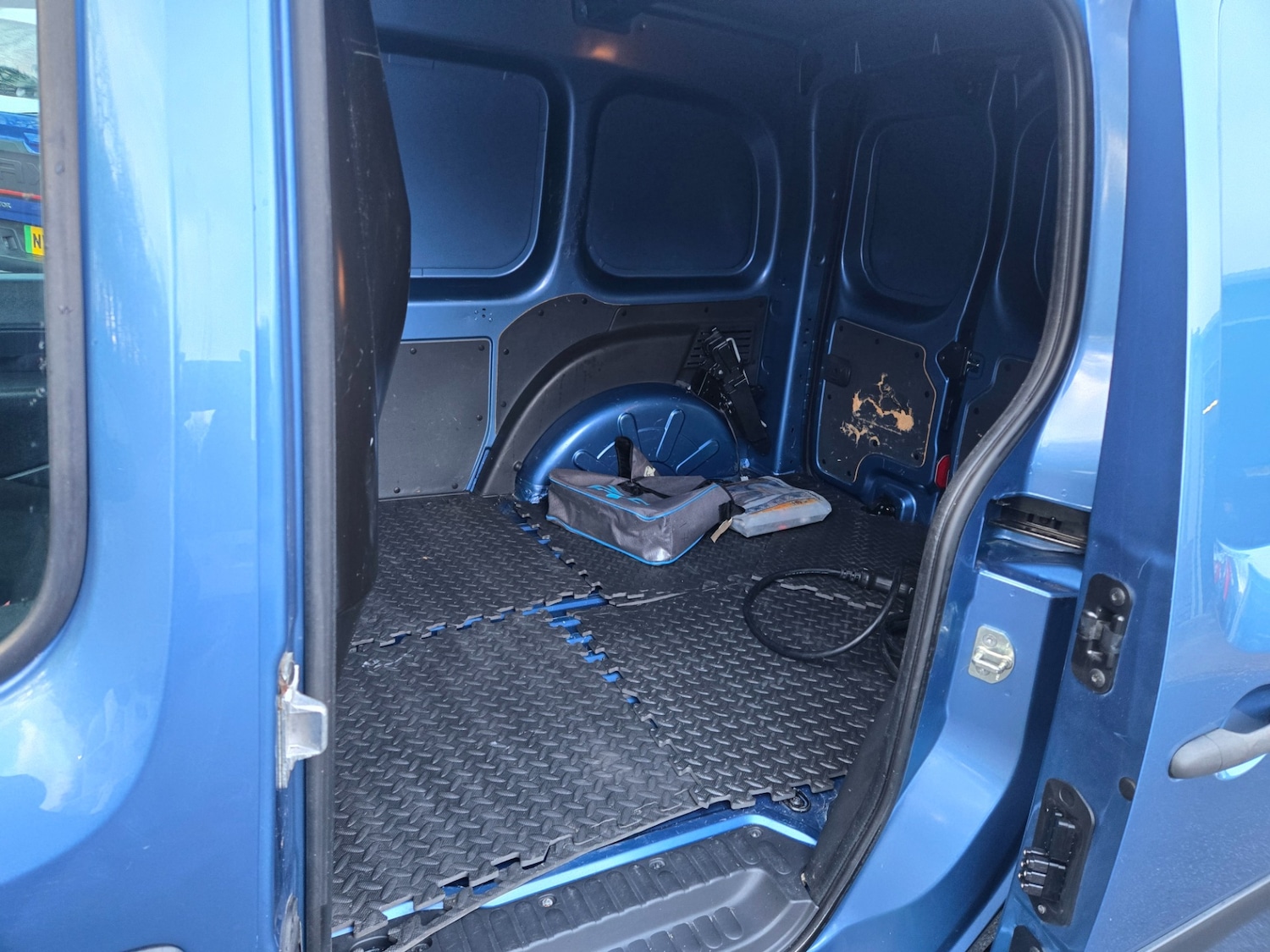 Used Renault Kangoo 2017 for sale - 77570282: Photo 6