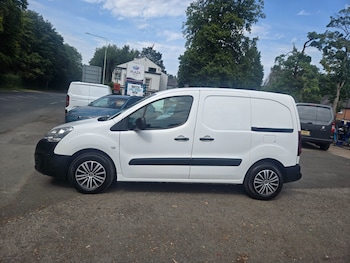 Used Peugeot Partner 2017 for sale - 75557441: Photo