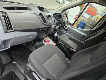 Used Ford Transit 2018 for sale - 76237403: Photo