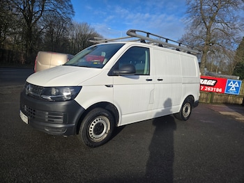 Used Volkswagen Transporter 2017 for sale - 77208767: Photo
