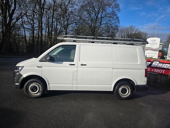 Used Volkswagen Transporter 2017 for sale - 77208767: Photo