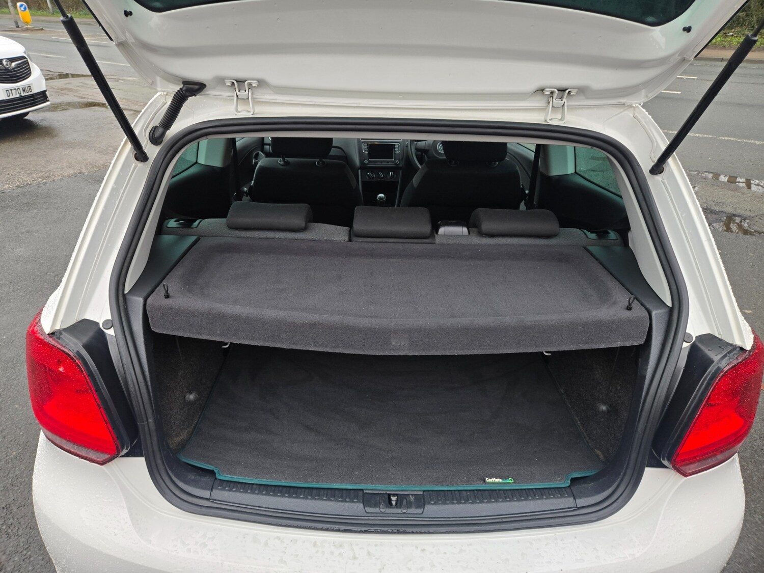 Used Volkswagen Polo 2012 for sale - 77681986: Photo 10