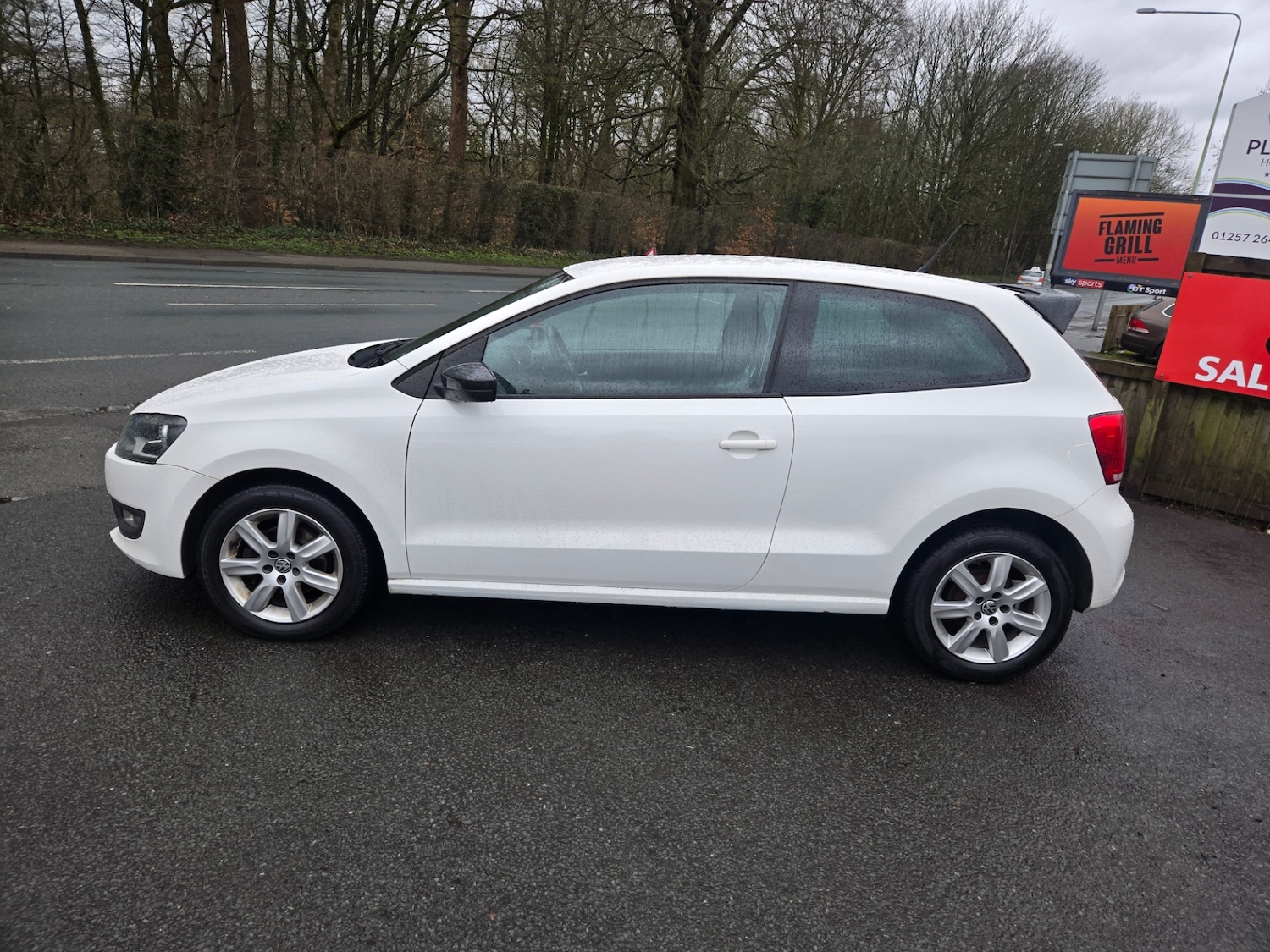 Used Volkswagen Polo 2012 for sale - 77681986: Photo 4