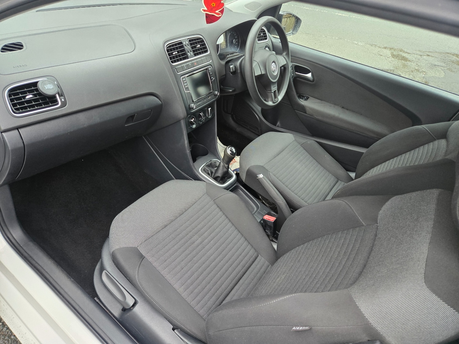 Used Volkswagen Polo 2012 for sale - 77681986: Photo 5