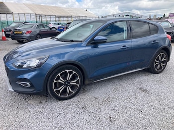 Used Ford Focus 2019 for sale - 78784700: Photo