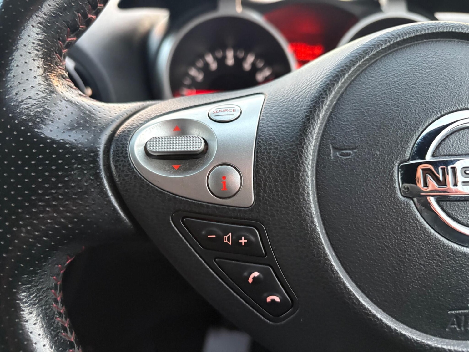 Used Nissan Juke 2017 for sale - 76349052: Photo 46