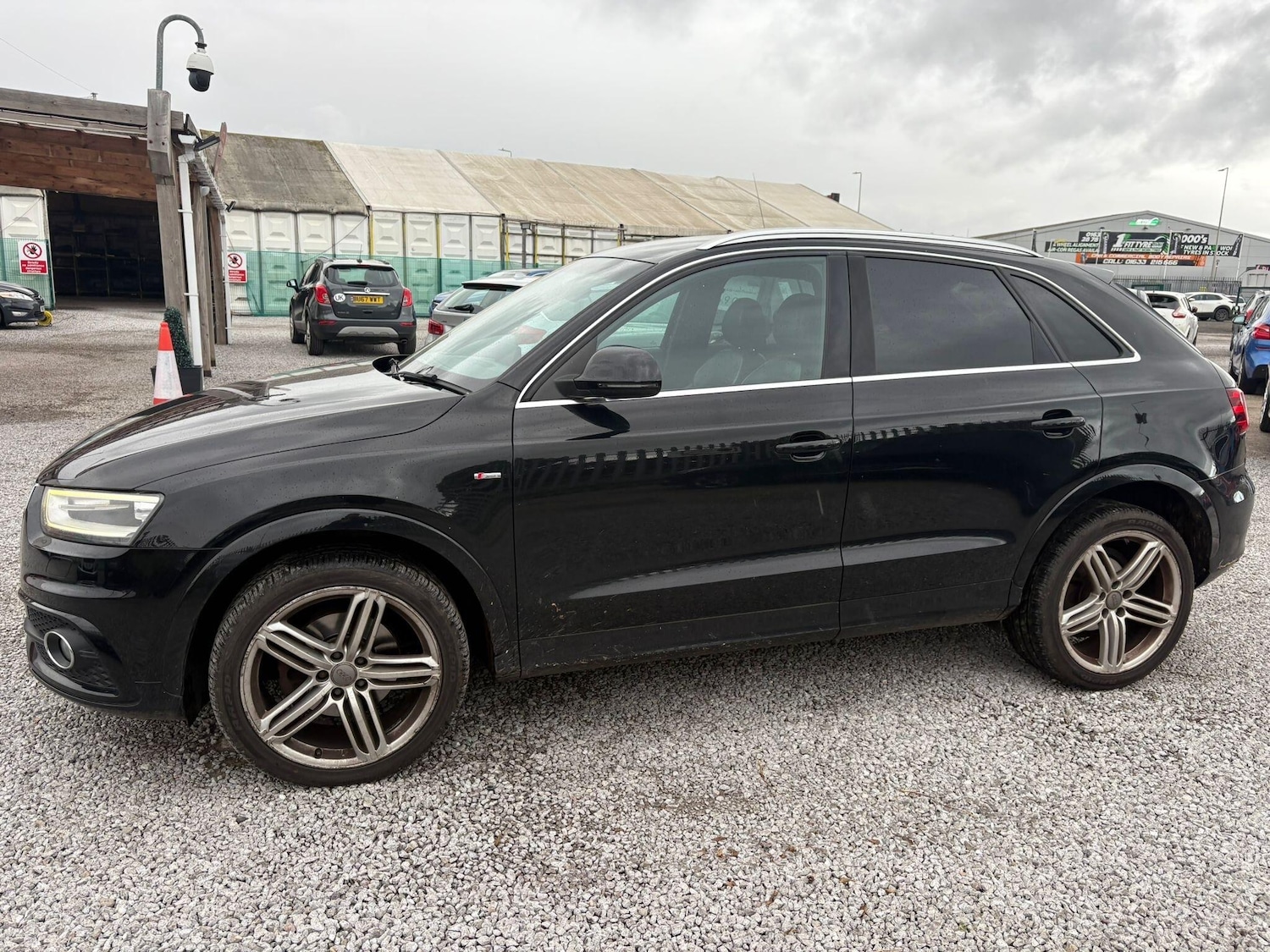 Used Audi Q3 for sale - 76360178: Photo 3