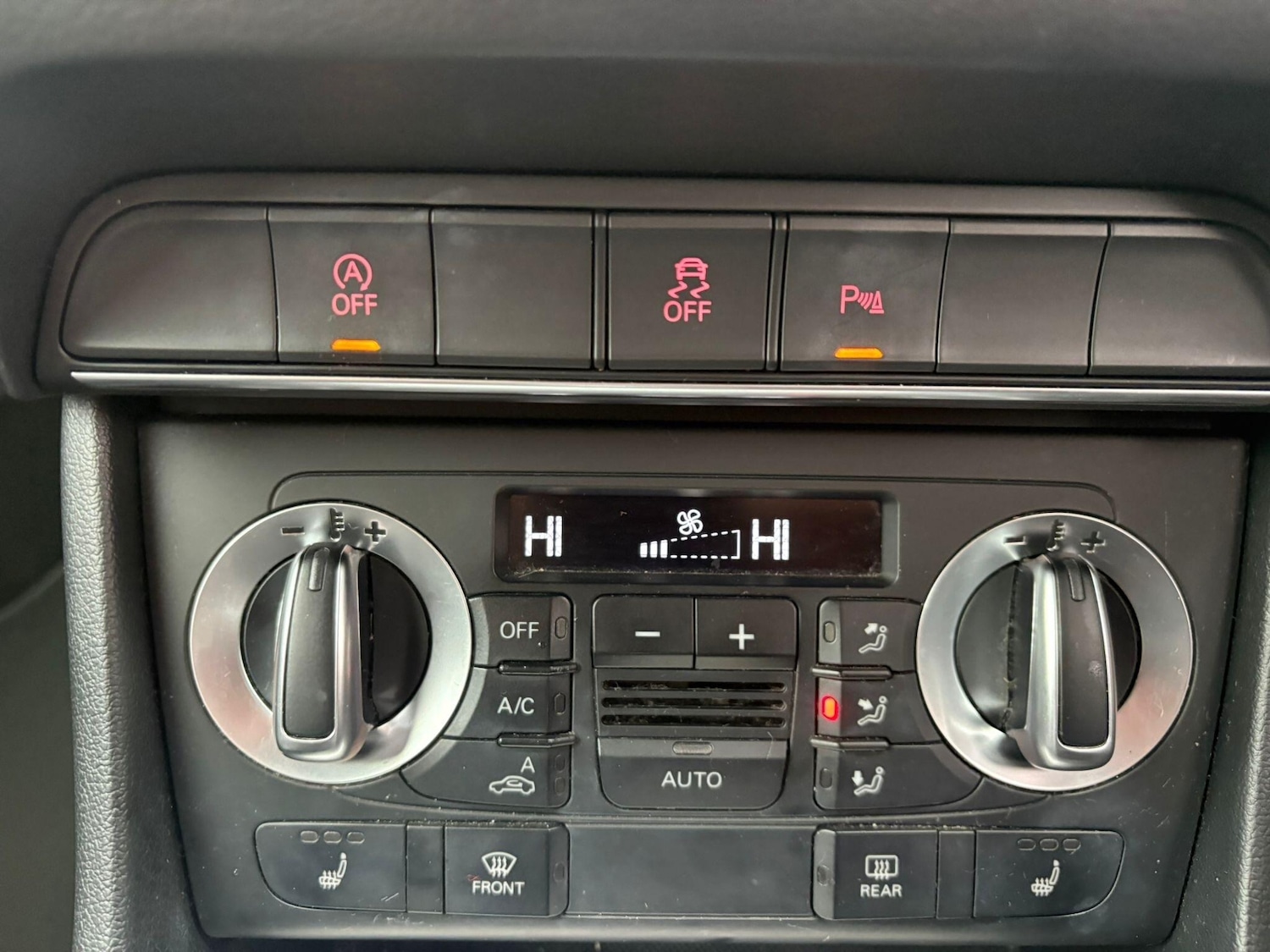 Used Audi Q3 for sale - 76360178: Photo 31