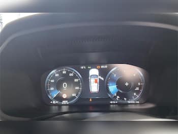 Used Volvo V60 2020 for sale - 79830828: Photo