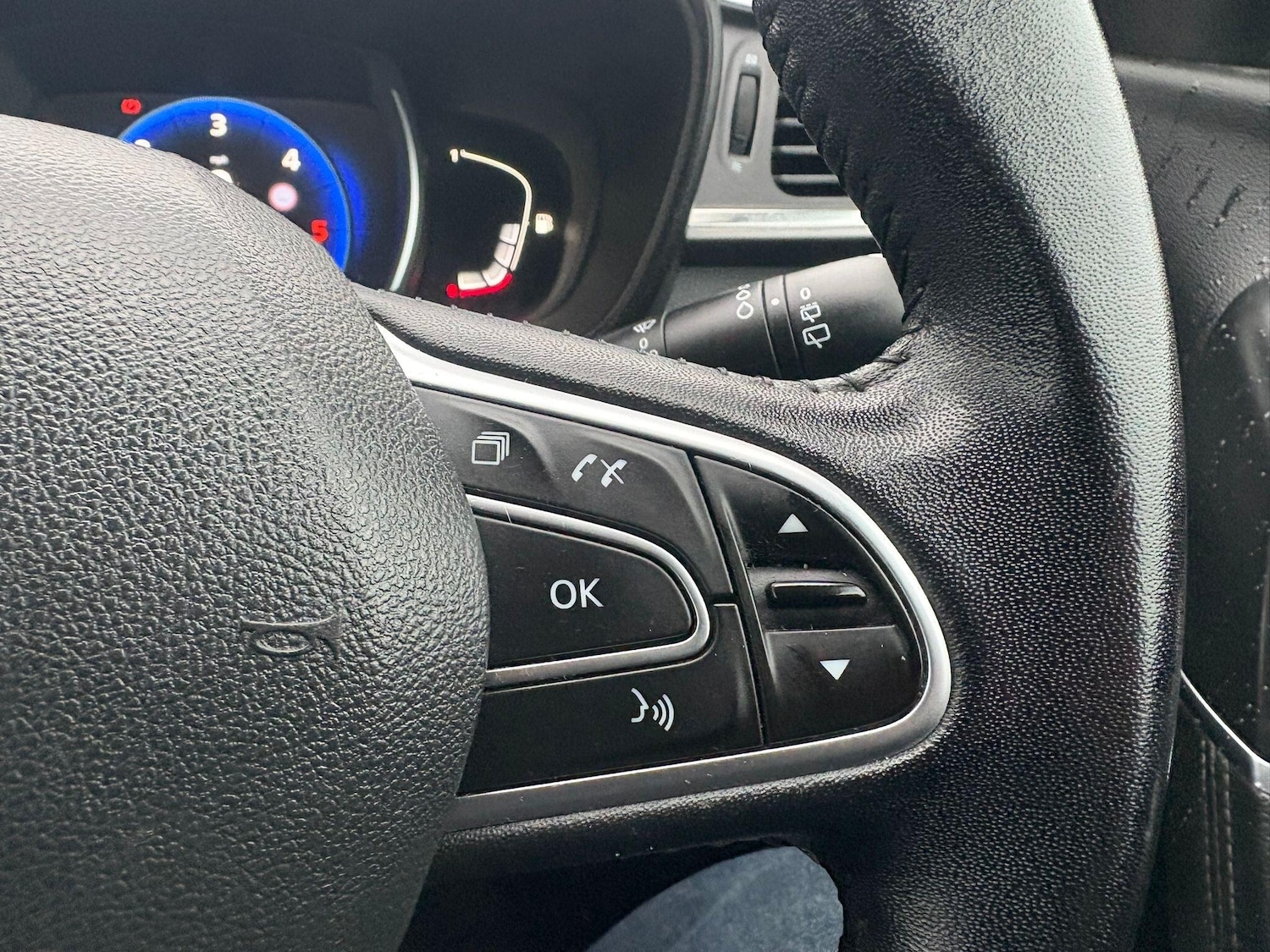 Used Renault Kadjar for sale - 76997070: Photo 32