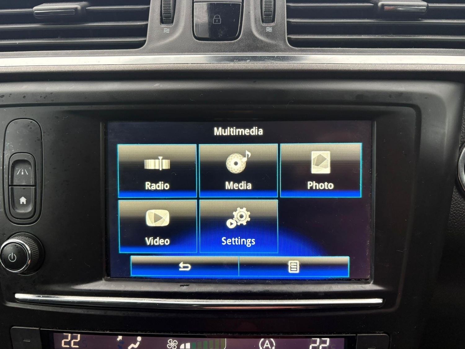 Used Renault Kadjar for sale - 76997070: Photo 43