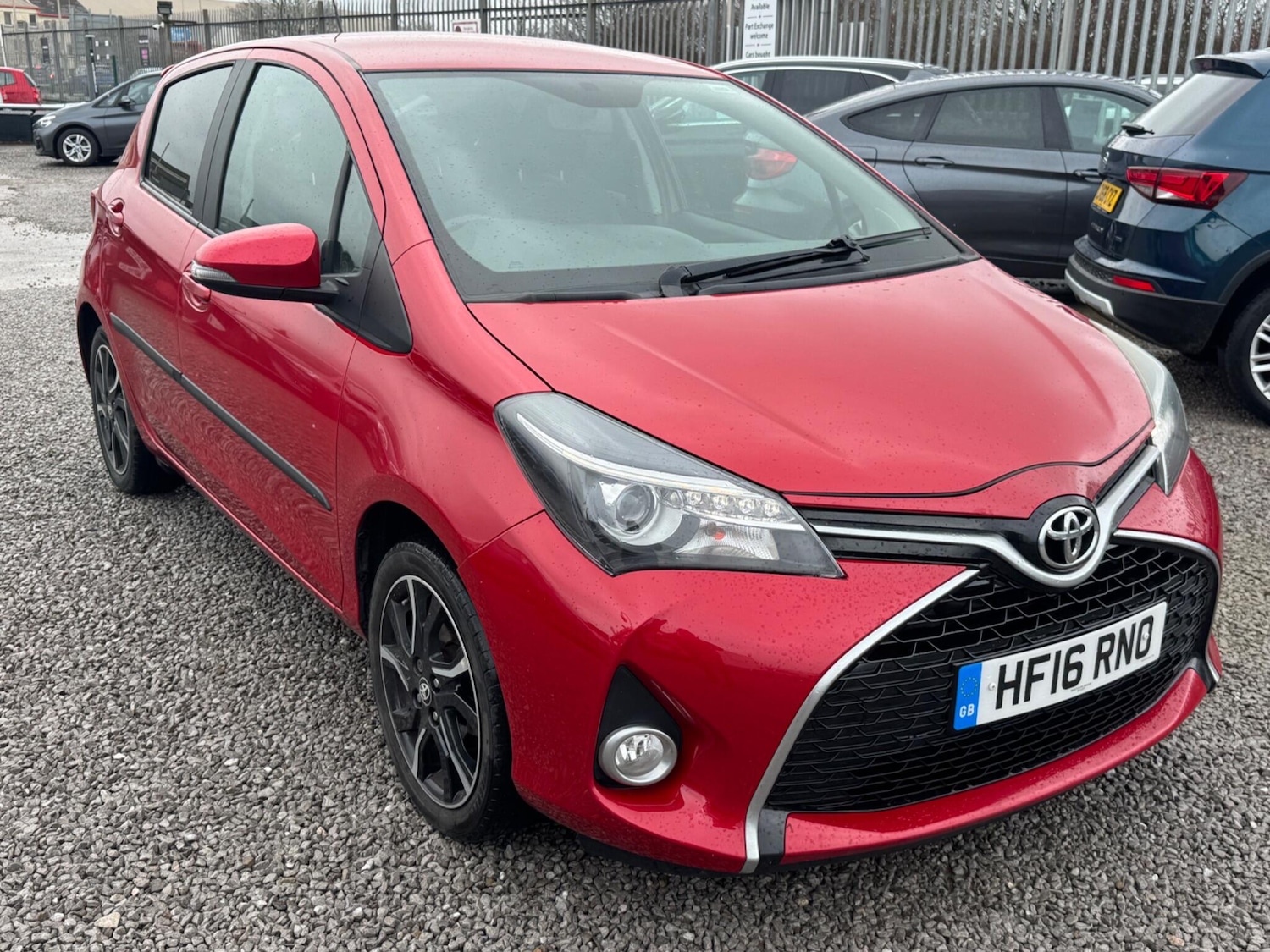 Used Toyota Yaris 2016 for sale - 77400572: Photo 11