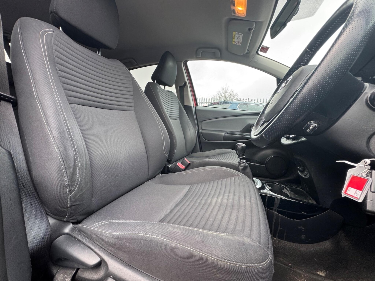 Used Toyota Yaris 2016 for sale - 77400572: Photo 21