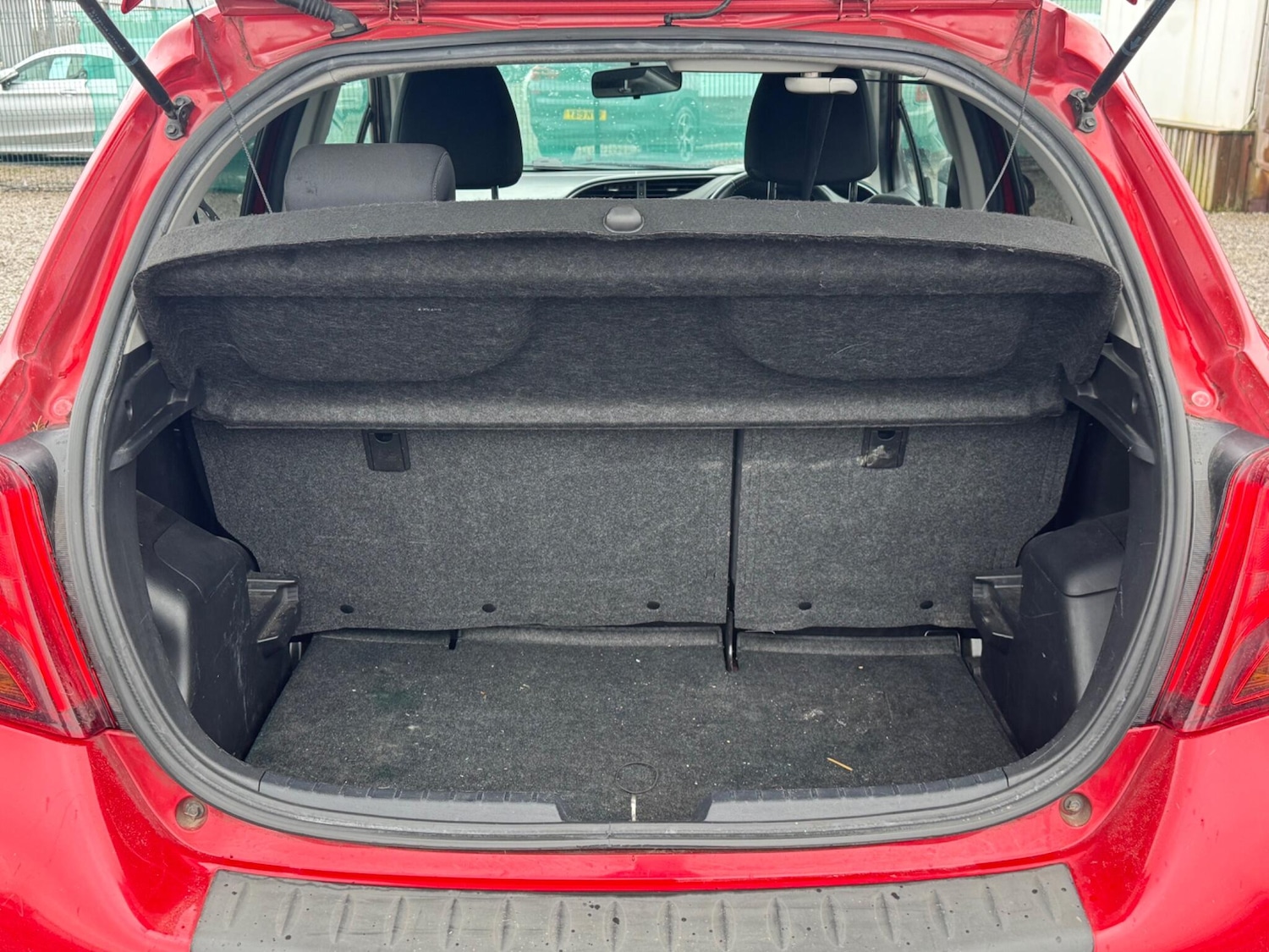 Used Toyota Yaris 2016 for sale - 77400572: Photo 7