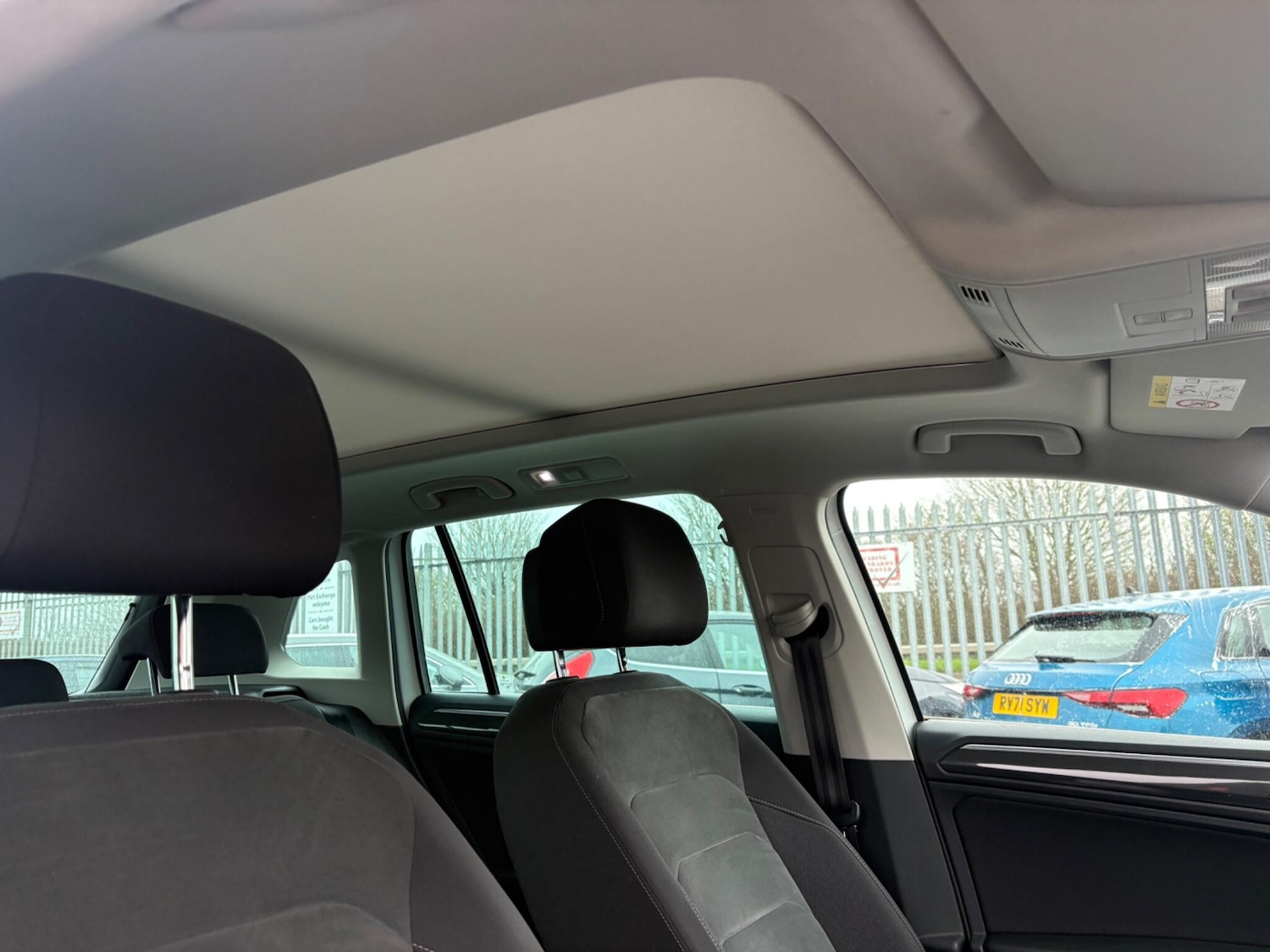 Used Volkswagen Tiguan 2017 for sale - 77793873: Photo 30