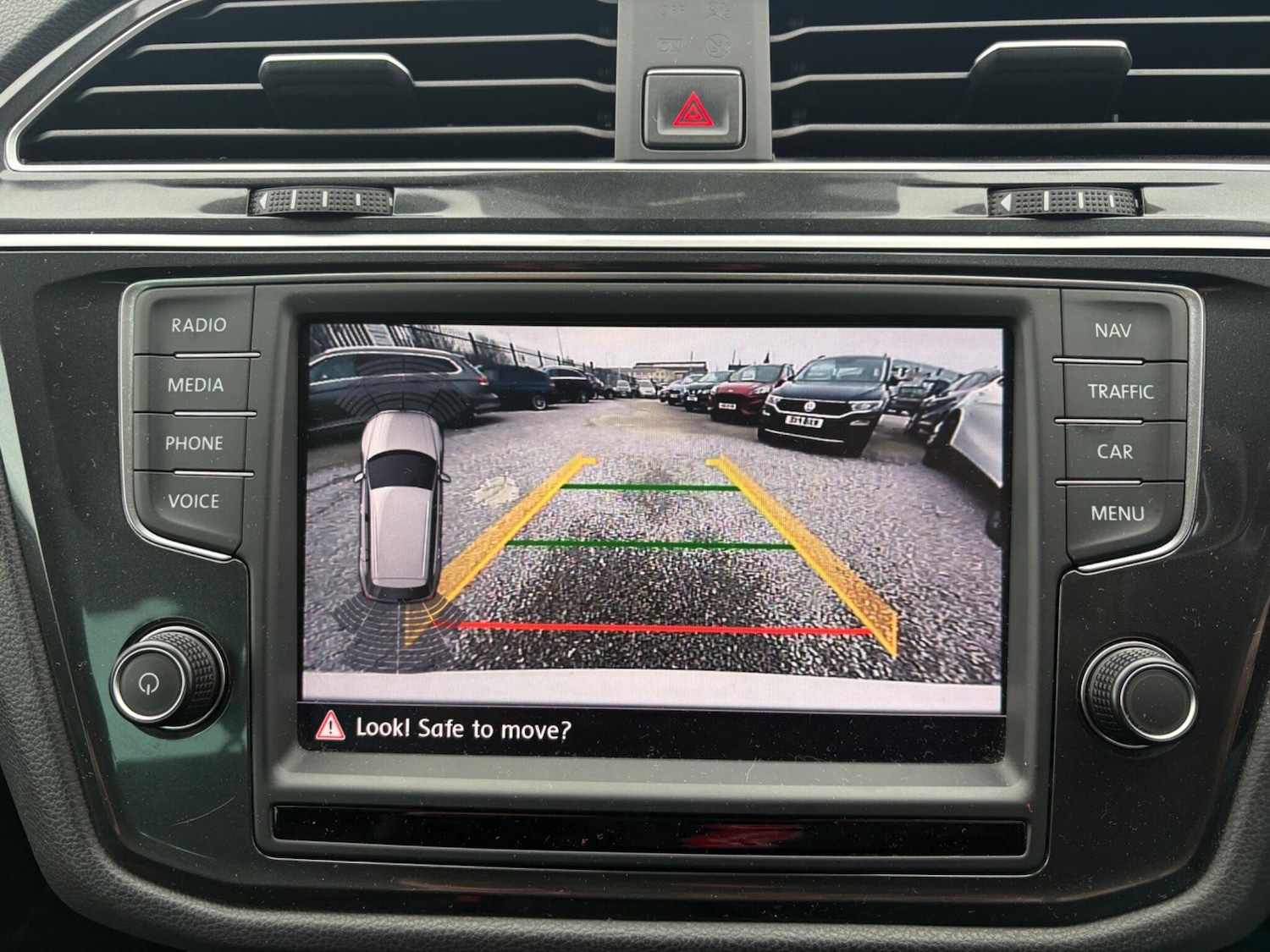 Used Volkswagen Tiguan 2017 for sale - 77793873: Photo 38