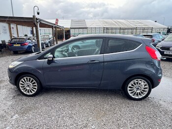 Used Ford Fiesta 2013 for sale - 77625573: Photo