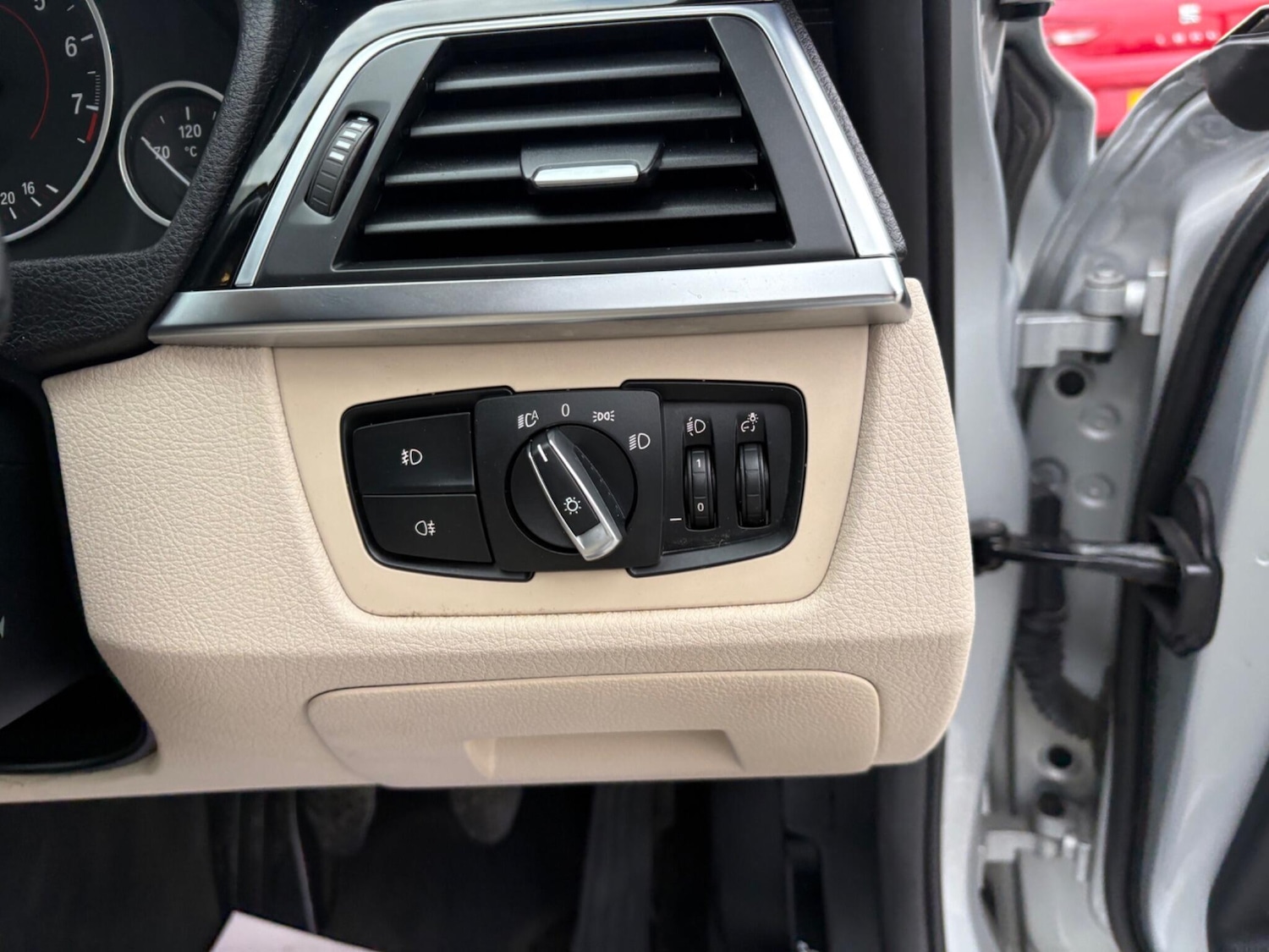 Used BMW 3 Series 2016 for sale - 76059907: Photo 33