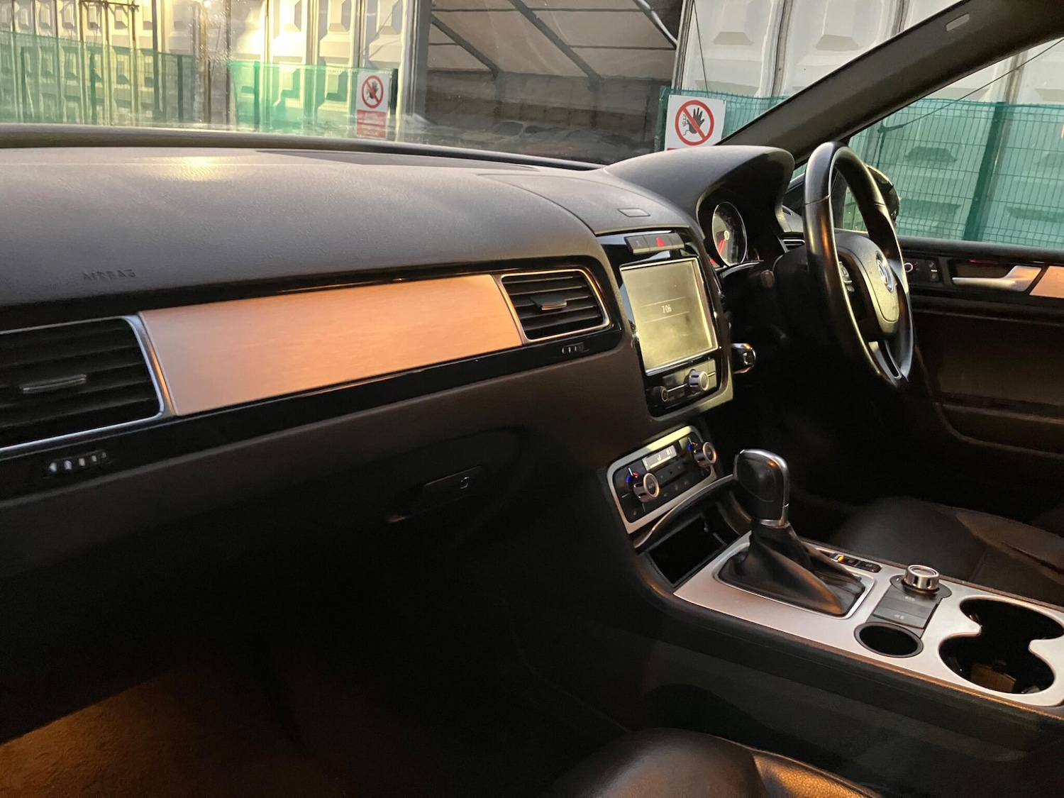 Used Volkswagen Touareg 2014 for sale - 76440514: Photo 17