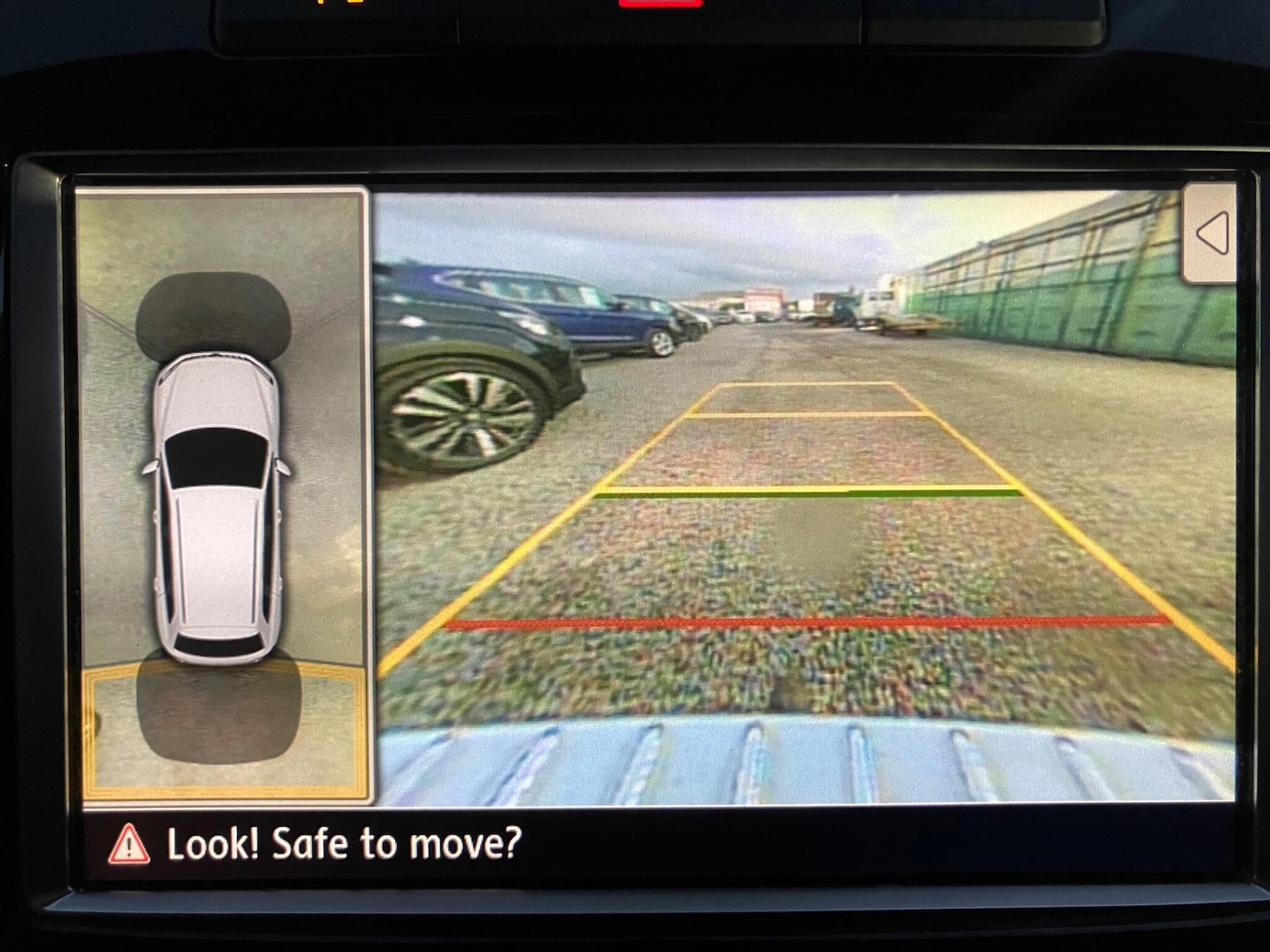 Used Volkswagen Touareg 2014 for sale - 76440514: Photo 2