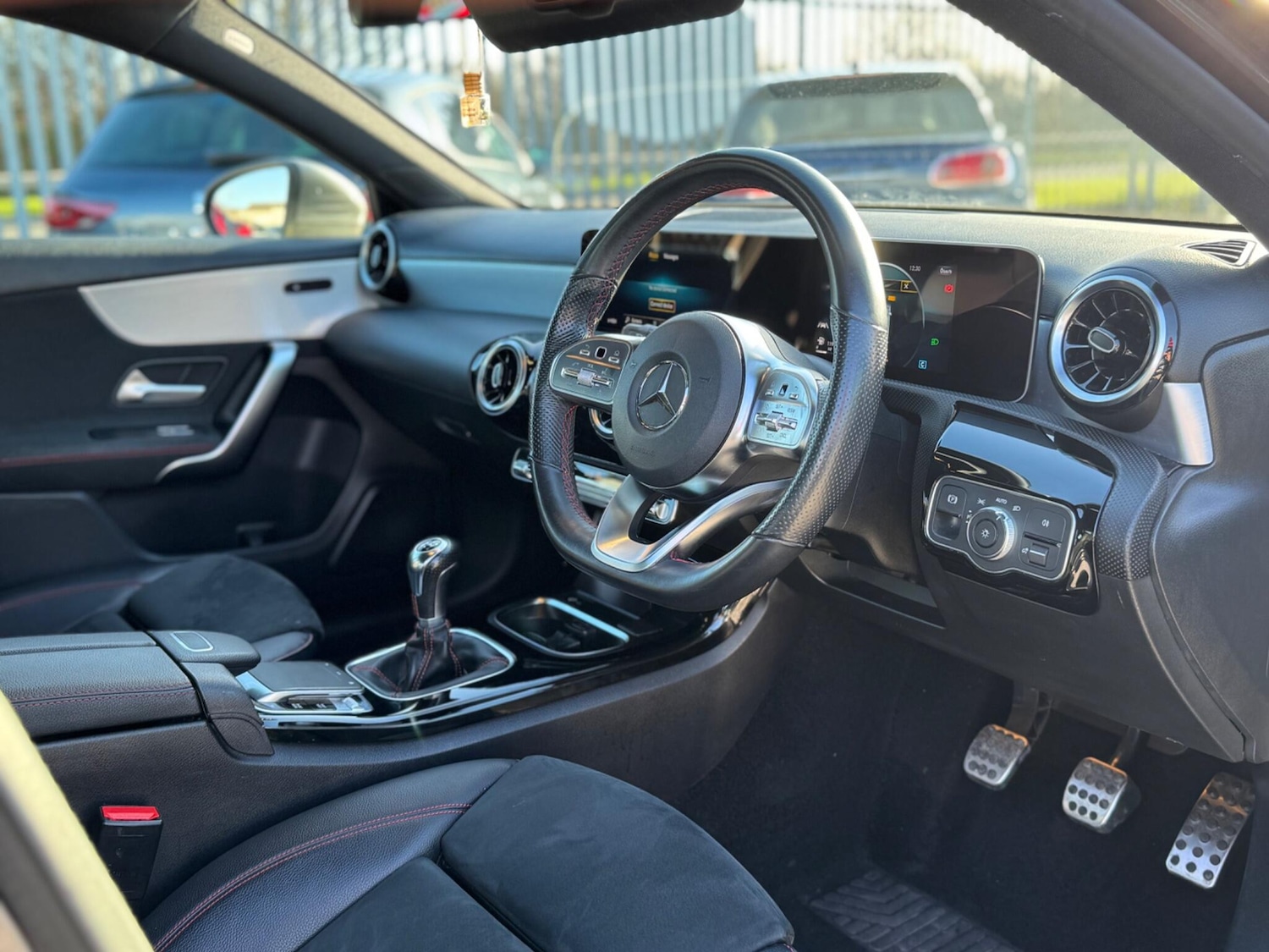 Used Mercedes-Benz A-Class 2018 for sale - 76432153: Photo 30