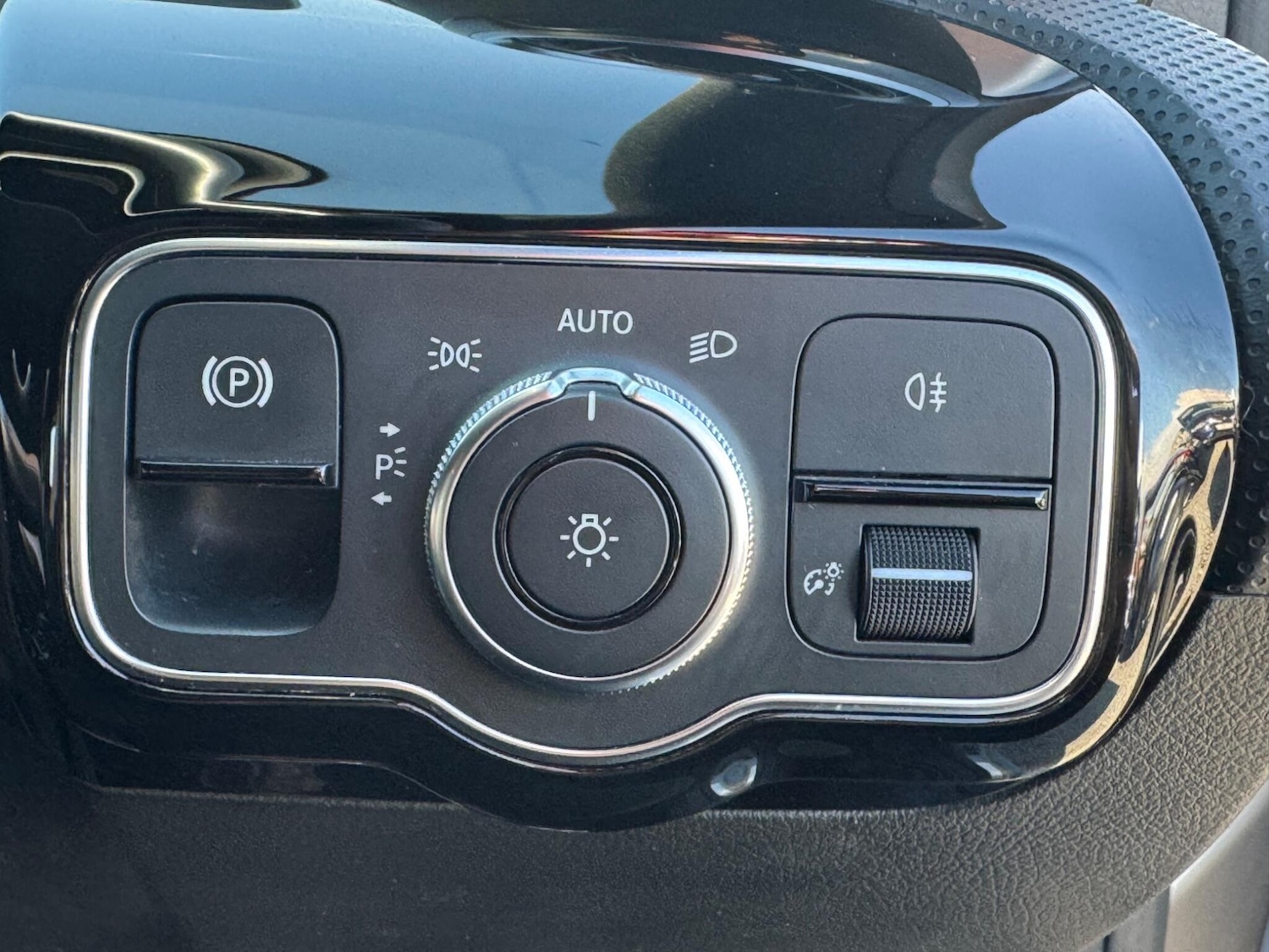 Used Mercedes-Benz A-Class 2018 for sale - 76432153: Photo 35