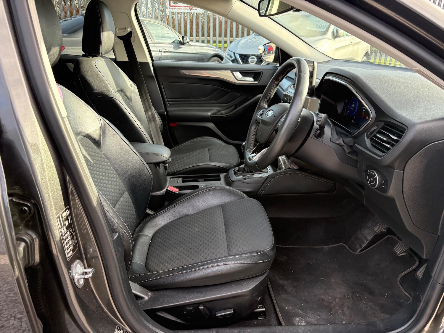 Used Ford Focus 2021 for sale - 77119580: Photo 15