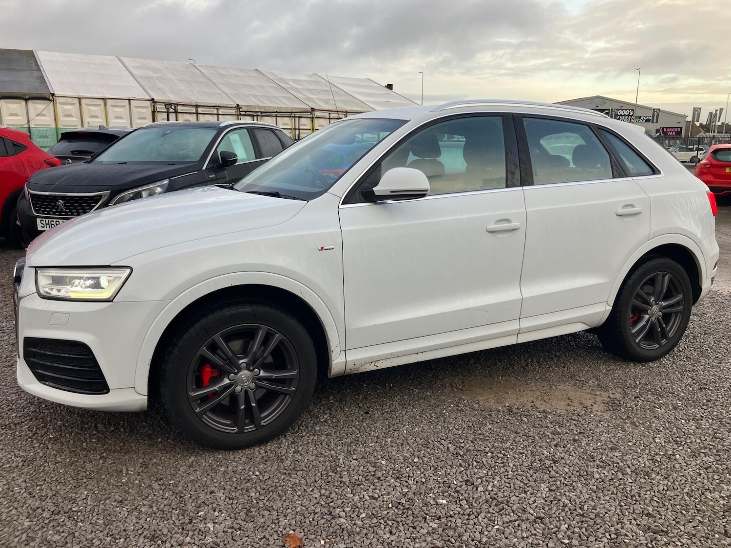 Used Audi Q3 2015 for sale - 76537952: Photo 9