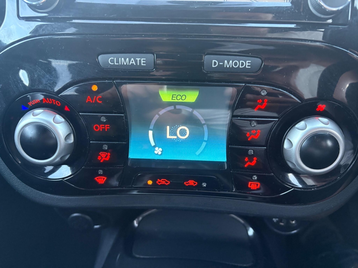 Used Nissan Juke 2018 for sale - 76174603: Photo 23