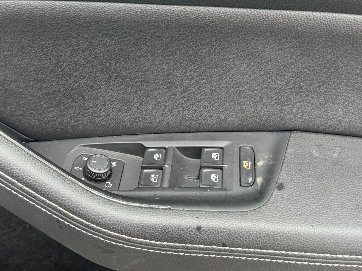 Used Volkswagen Passat for sale - 77682968: Photo 23