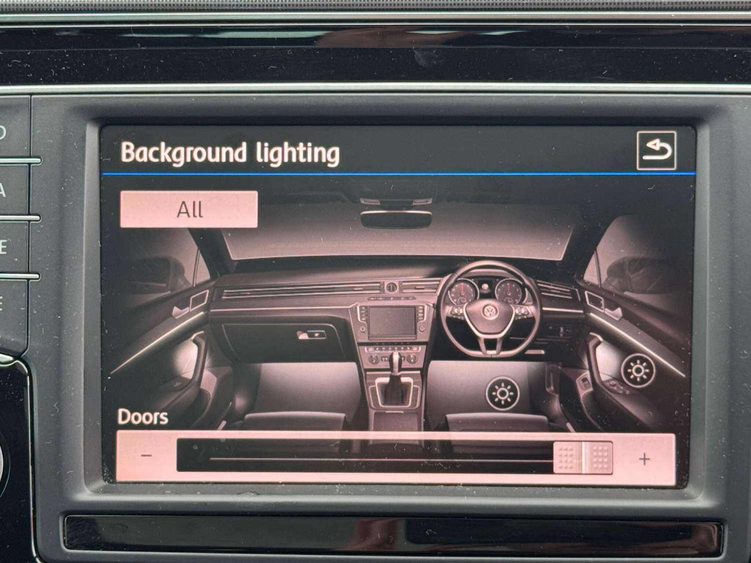 Used Volkswagen Passat for sale - 77682968: Photo 38