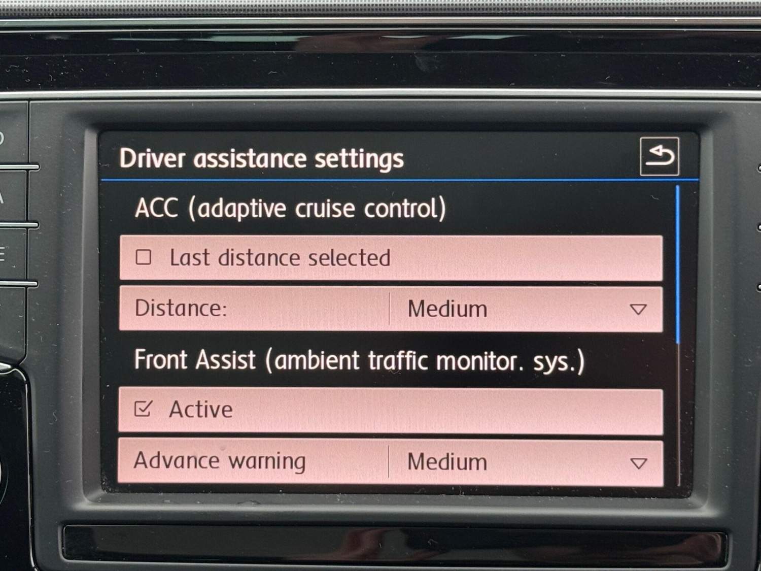 Used Volkswagen Passat for sale - 77682968: Photo 44