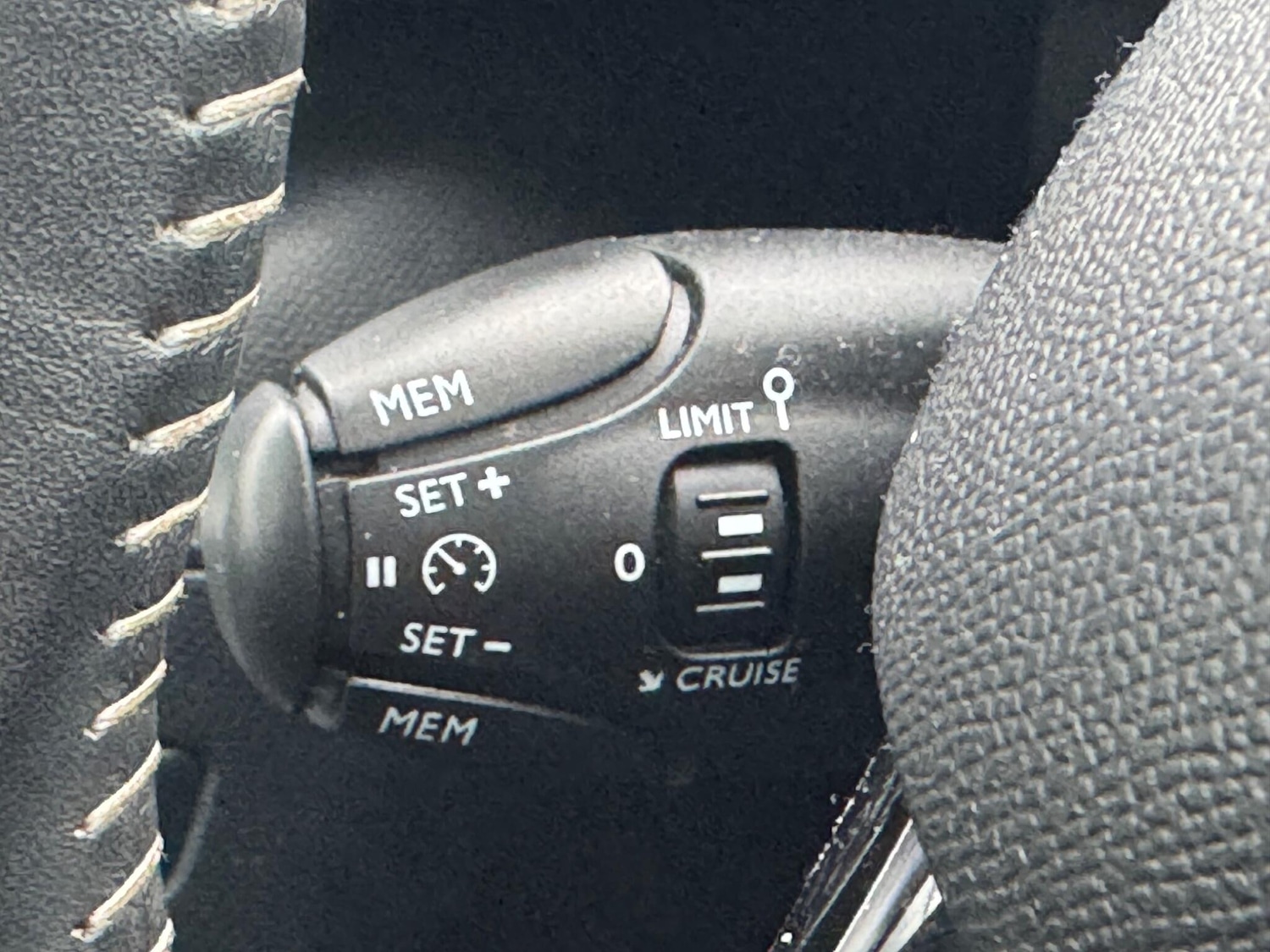 Used Peugeot 308 2019 for sale - 76728526: Photo 26