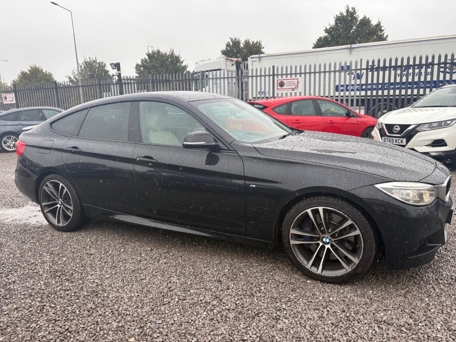 Used BMW 3 Series Gran Turismo 2015 for sale - 76166335: Photo 3