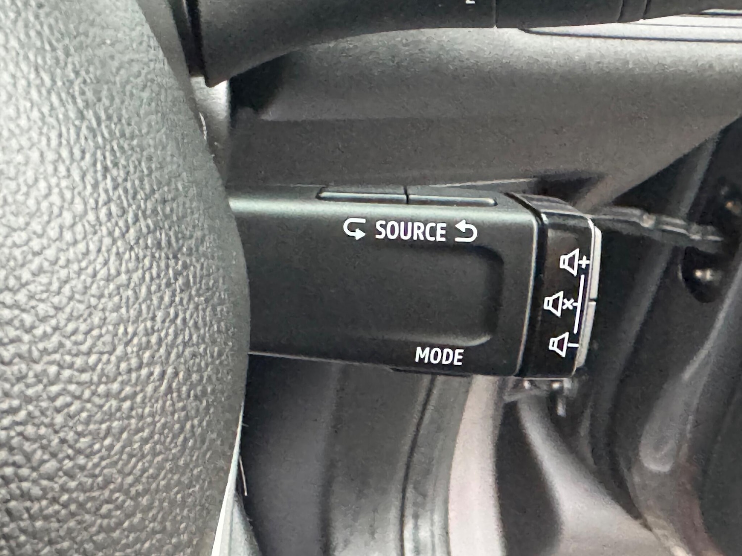 Used Renault Captur 2020 for sale - 76898879: Photo 27