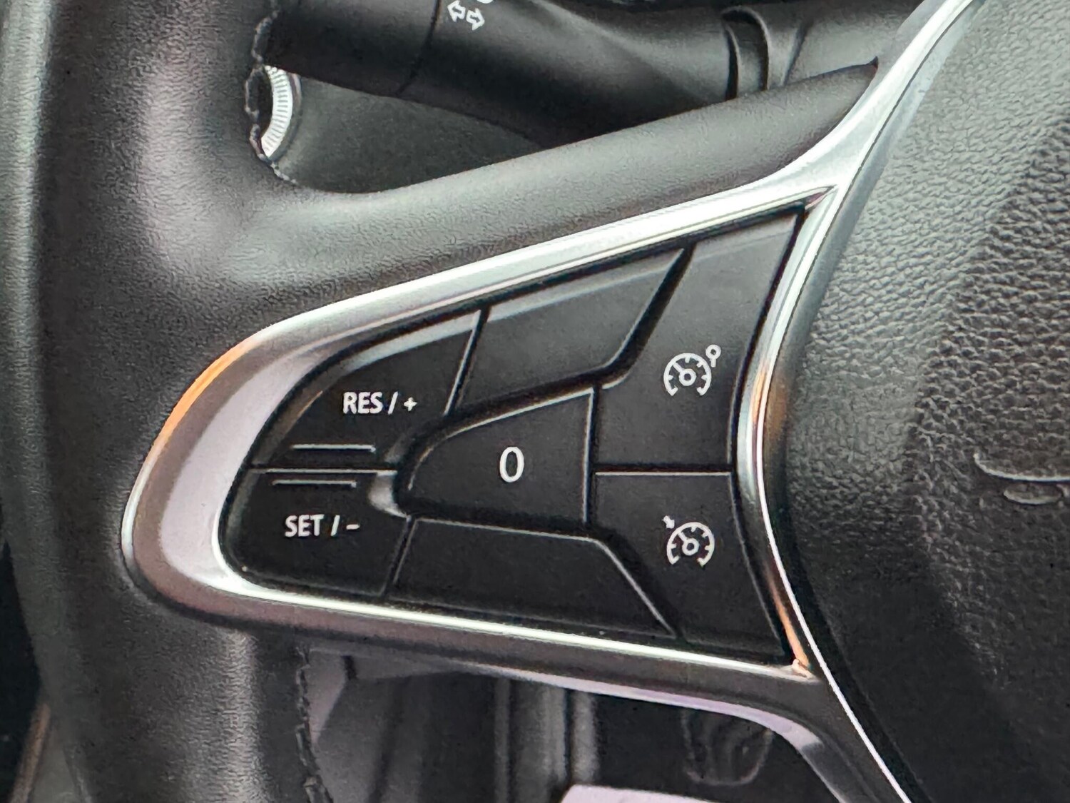 Used Renault Captur 2020 for sale - 76898879: Photo 29