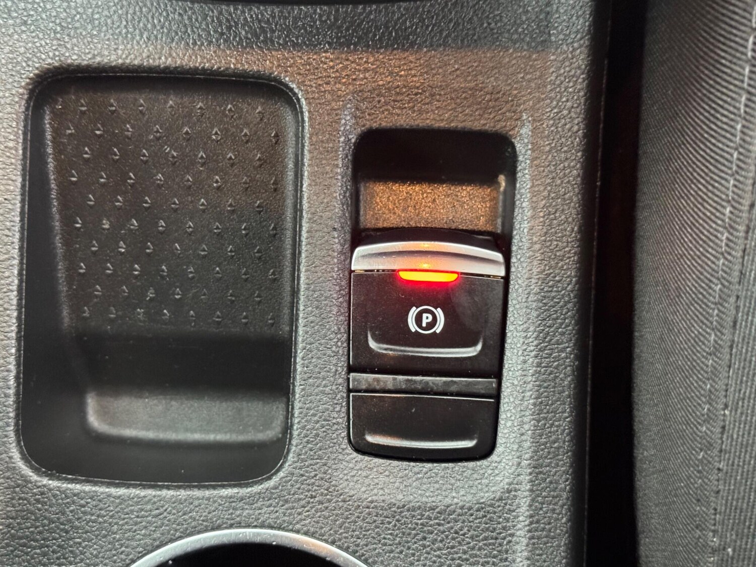 Used Renault Captur 2020 for sale - 76898879: Photo 46