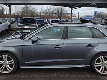 Used Audi A3 2018 for sale - 77939324: Photo
