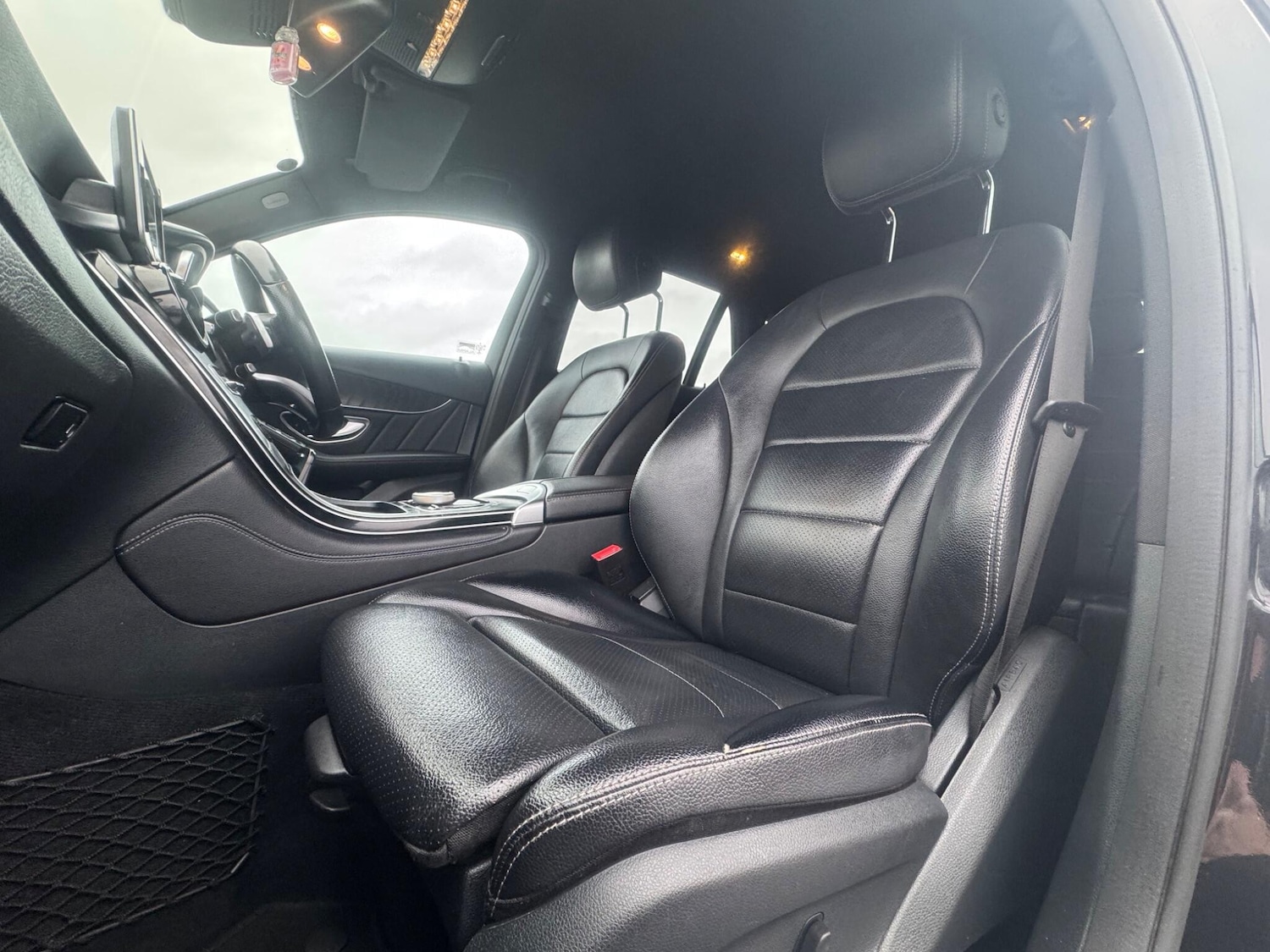 Used Mercedes-Benz GLC 2017 for sale - 77320876: Photo 15