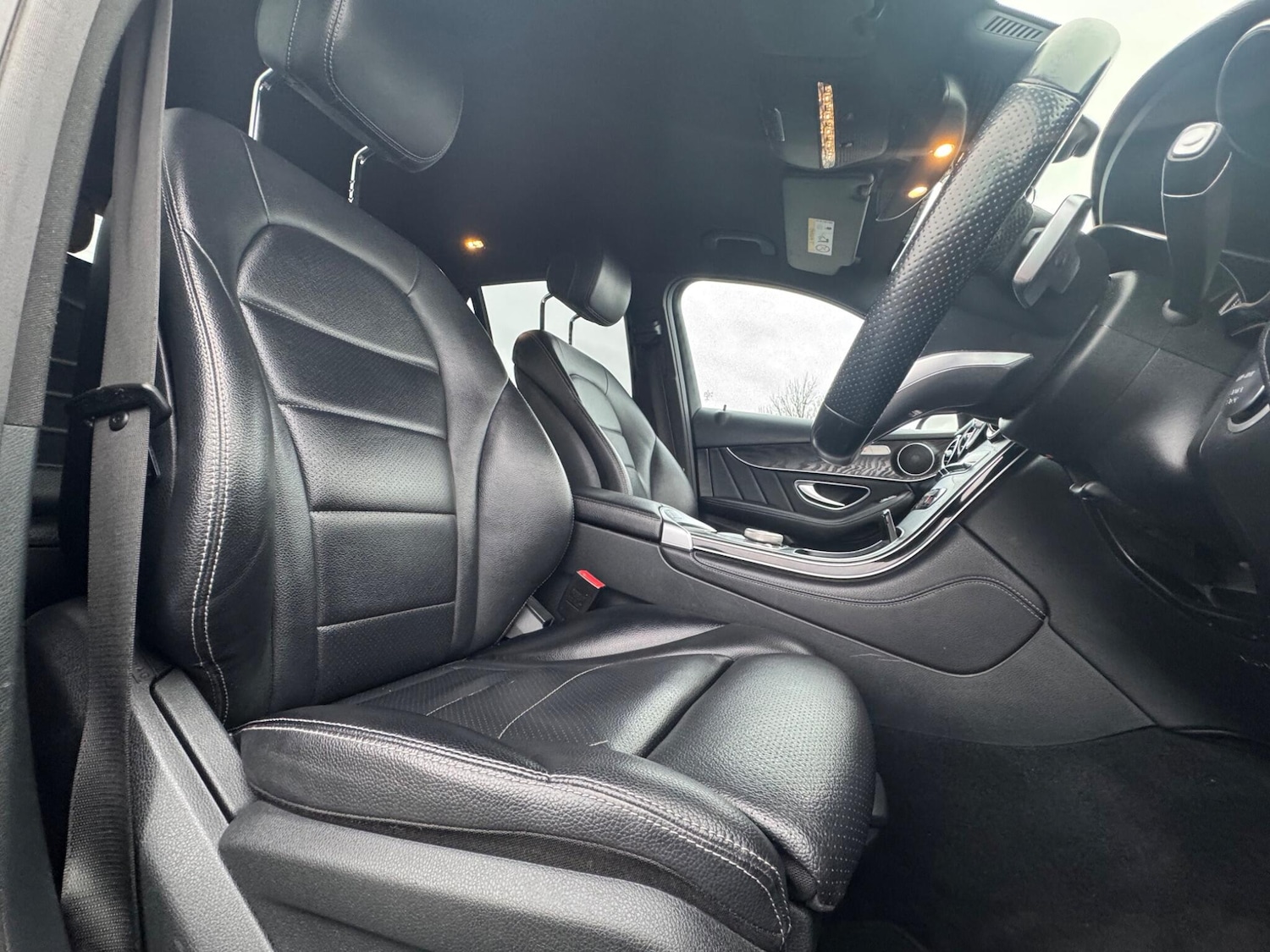 Used Mercedes-Benz GLC 2017 for sale - 77320876: Photo 27