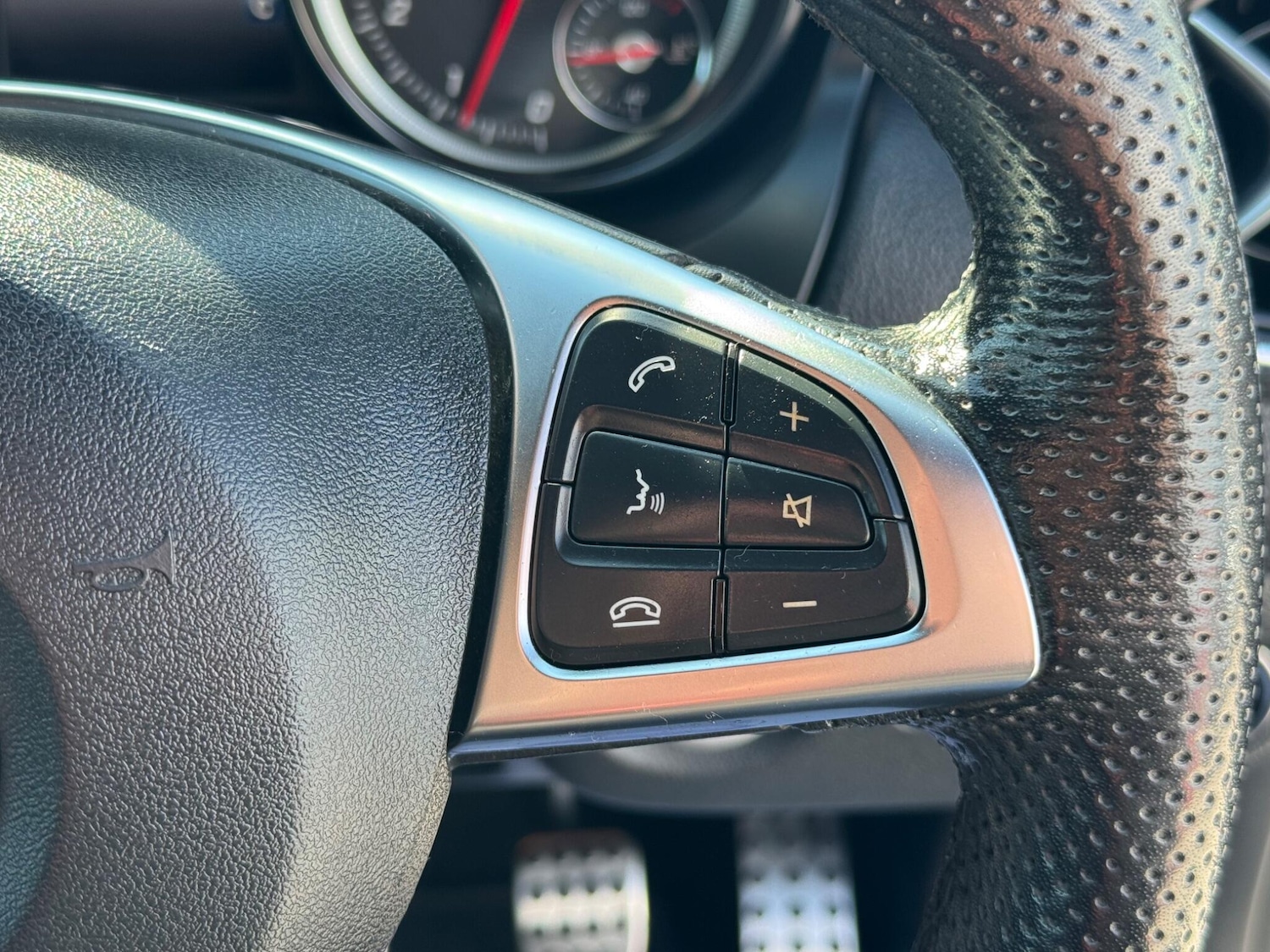 Used Mercedes-Benz CLA 2018 for sale - 77670578: Photo 32