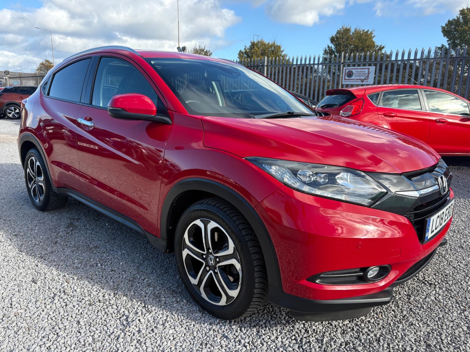 Used Honda HR-V 2018 for sale - 76240166: Photo 1